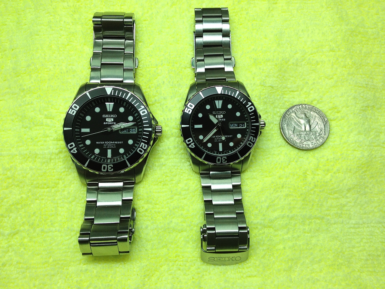 Påhængsmotor Squeak Ambient Seiko 5 black divers: SNZF17 & SNZF29 picture comparison/review |  WatchUSeek Watch Forums