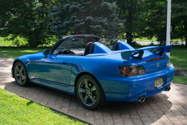 S2KI.com S2KI 2008 Apex Blue Honda S2000 CR Club Racer BringATrailer Bring a Trailer