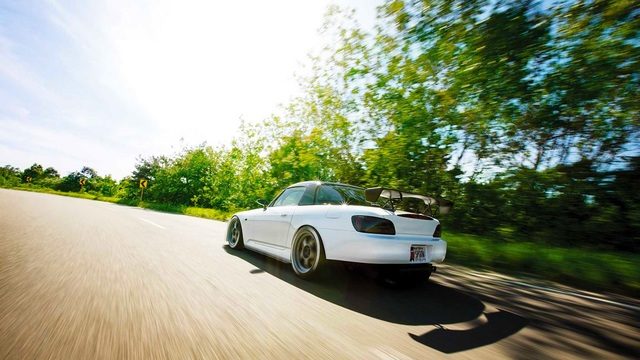 Daily Slideshow: Ray’s AP2 is Sunshine on a Cloudy Day