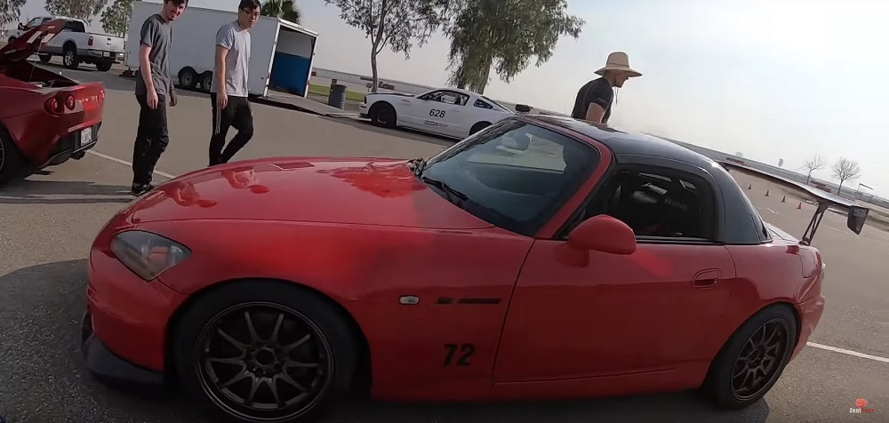 Honda S2000 vs. Lotus Elise Zent Rose S2KI.com