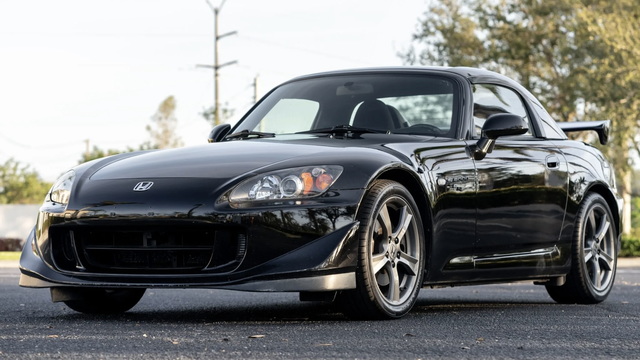 This 2008 Honda S2000 CR Is a Heck of a Find
